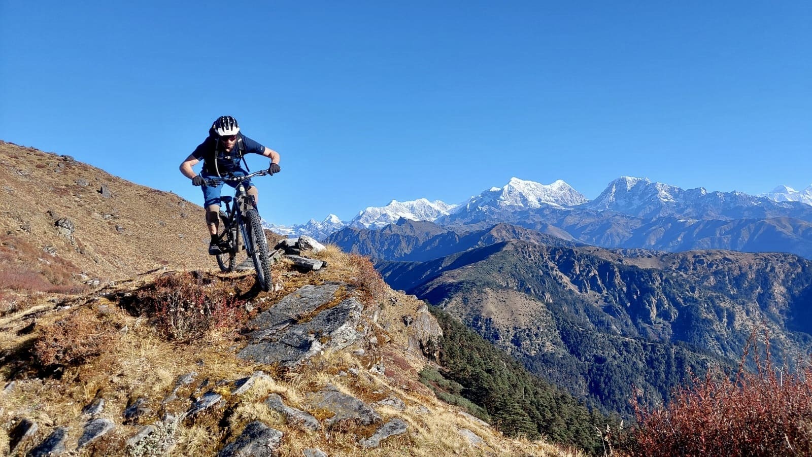 Mountain biking tour in Nepal