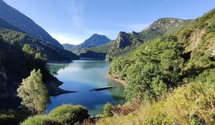 MTB Spain lake
