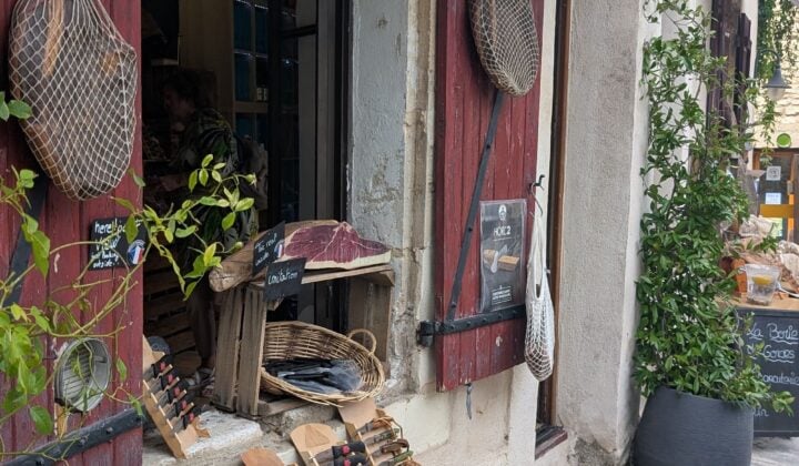 Shop in Gordes Provence