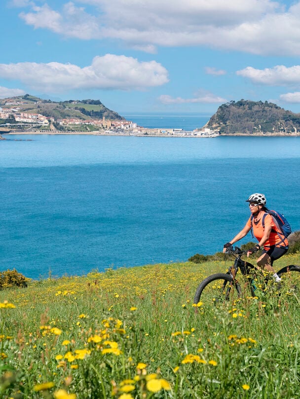 basque bike tour spain