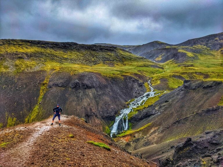 photo iceland running