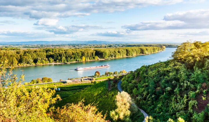 nierstein rhine boat