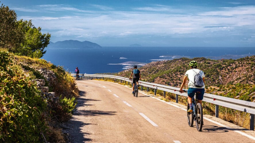 Bike and boat tours Europe