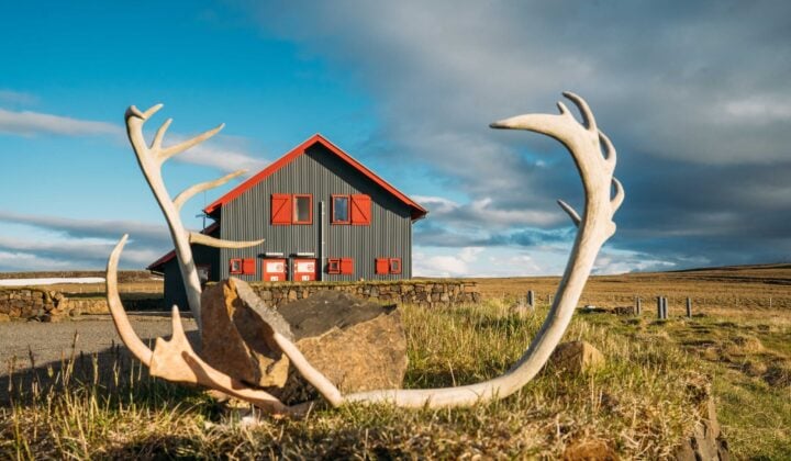 Arrival and trail start — Hiking in Eastern Highlands, Iceland