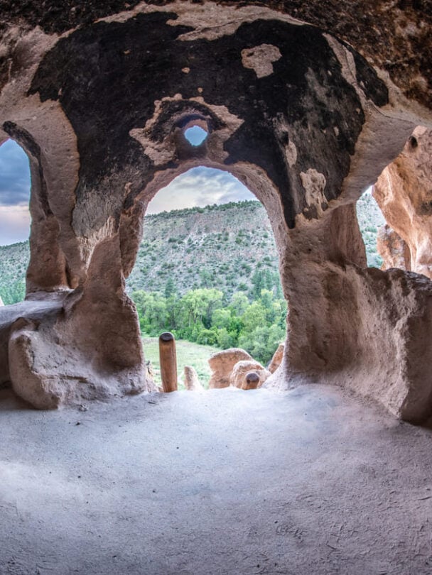 bandelier cave dwellings in new mexico