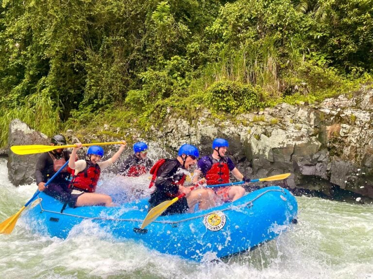 Costa Rica river rafting