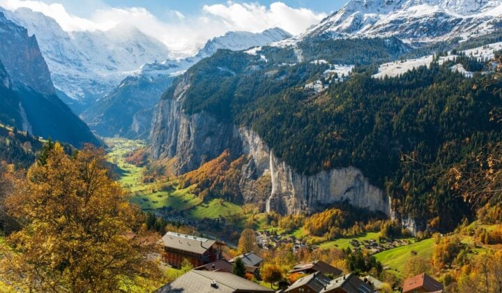 Breakfast together and departure — Hiking in Wengen | Switzerland