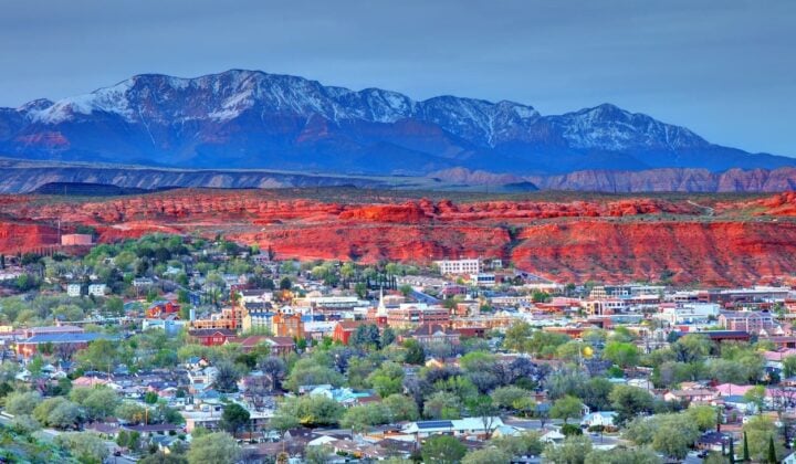 Welcome to the desert — Hiking in Zion, Bryce Canyon & Capitol Reef | Utah